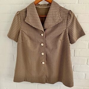 Vintage 1970s Handmade Button down Shirt Mod pleated short sleeve Cream Brown
